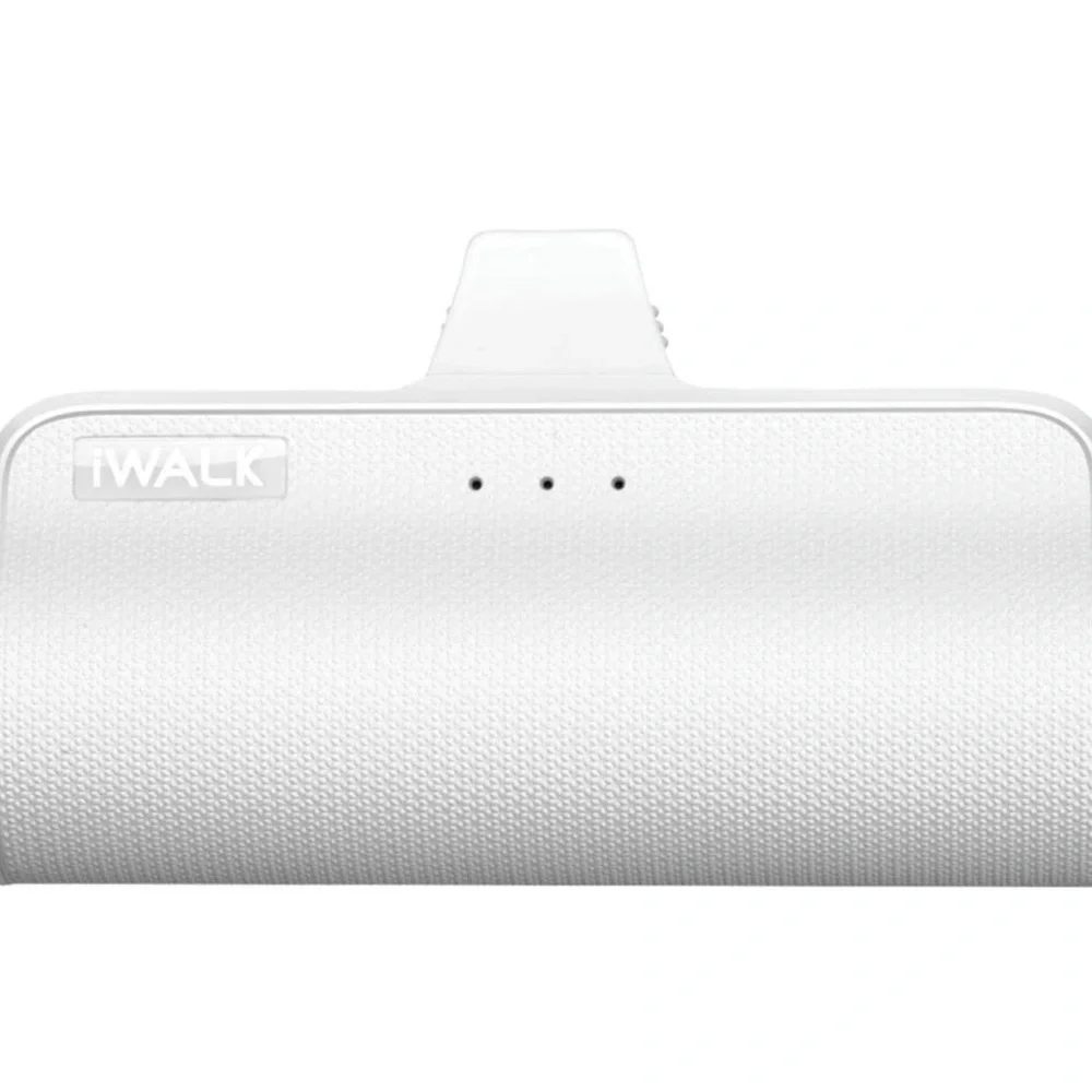 iWALK portable white colored 3350 mAh power bank iPhone battery charger USB-C